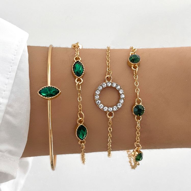 Tidlöst grönt armbandsset